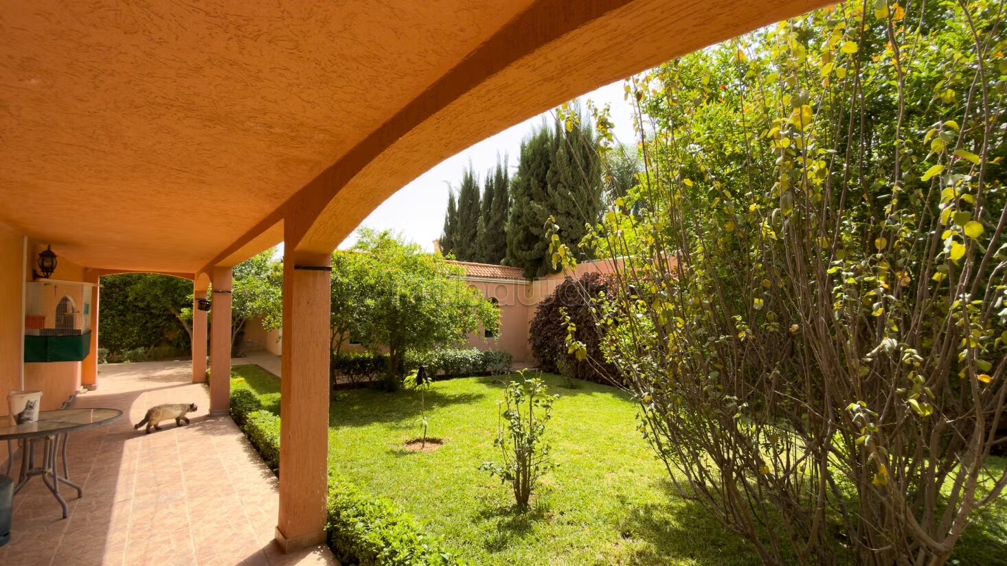 Villa 653 m² à louer à Agadir — Photo 3