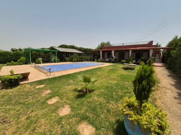Villa 300 m² à louer à Marrakech — Photo 25