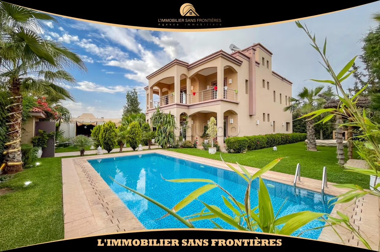 Villa meublée à Route d’Amizmiz km 17, Piscine privée Hammam...