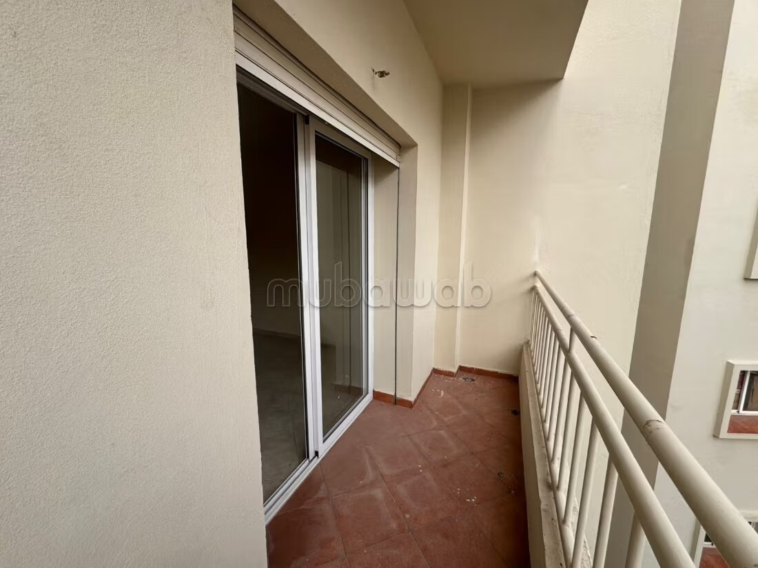 Appartement 100 m² à louer à Tanger – quartier Moulay Ismail — Photo 2