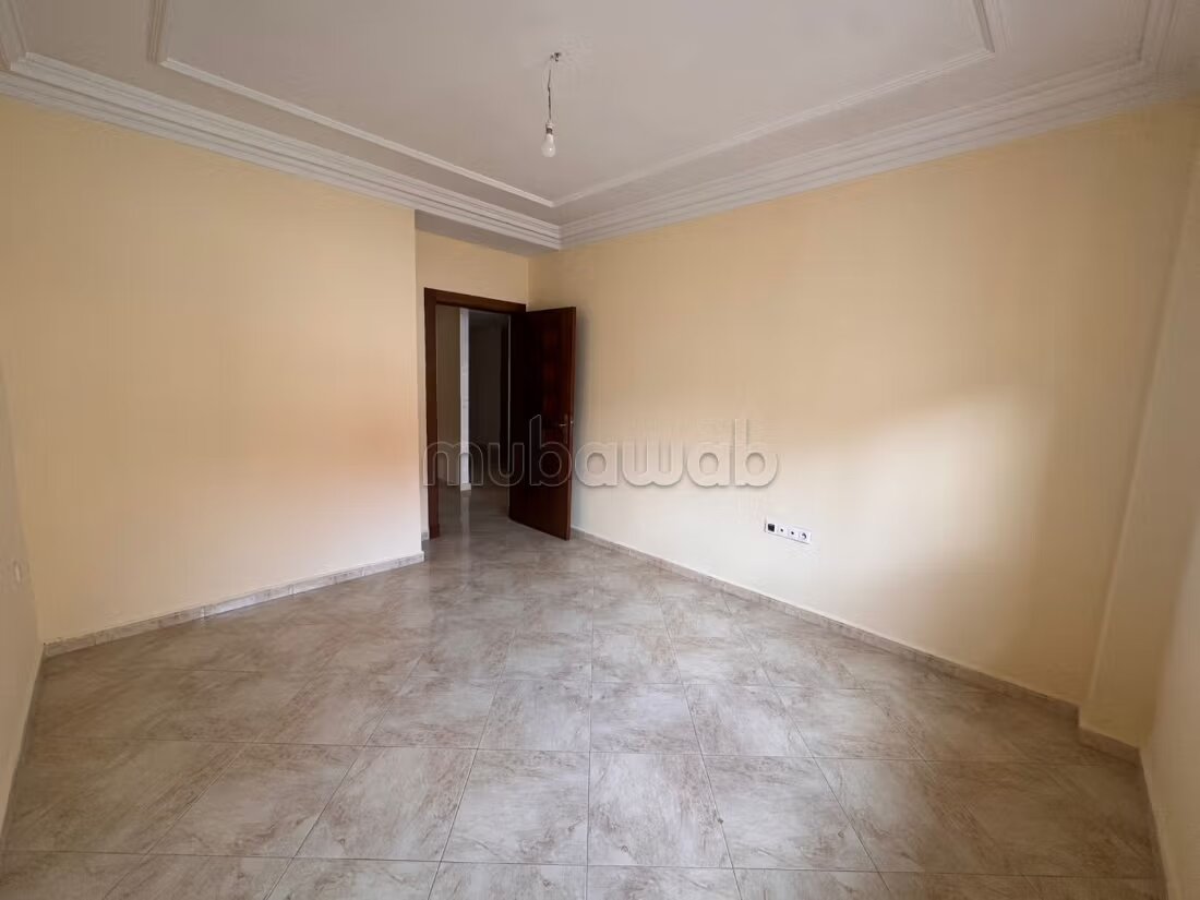 Appartement 100 m² à louer à Tanger – quartier Moulay Ismail — Photo 9