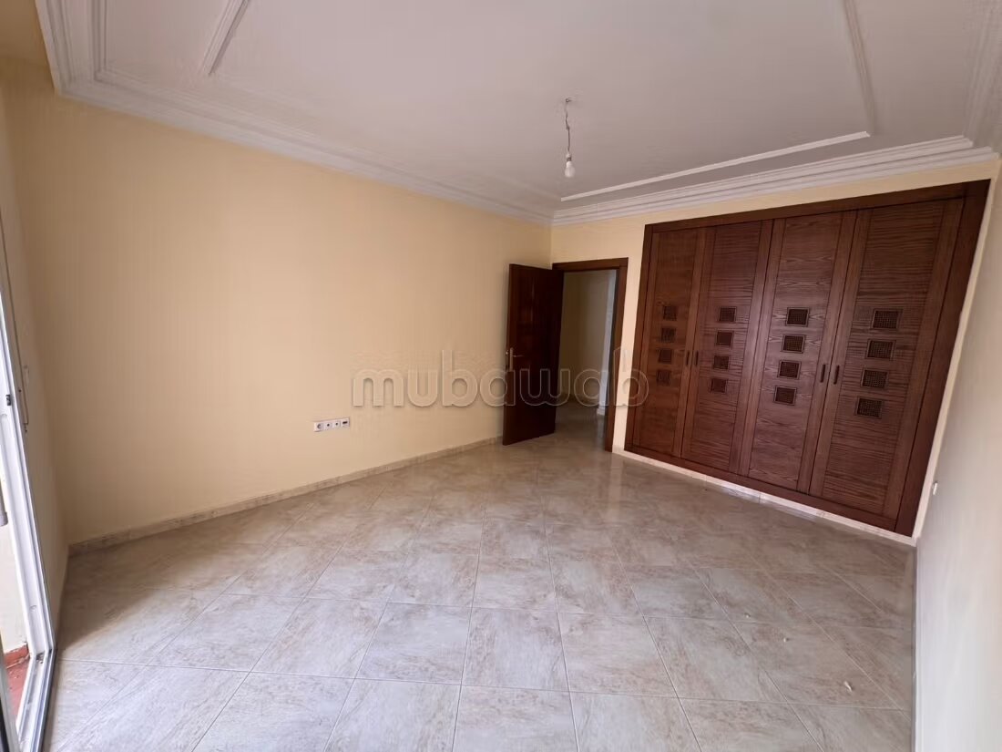 Appartement 100 m² à louer à Tanger – quartier Moulay Ismail — Photo 12