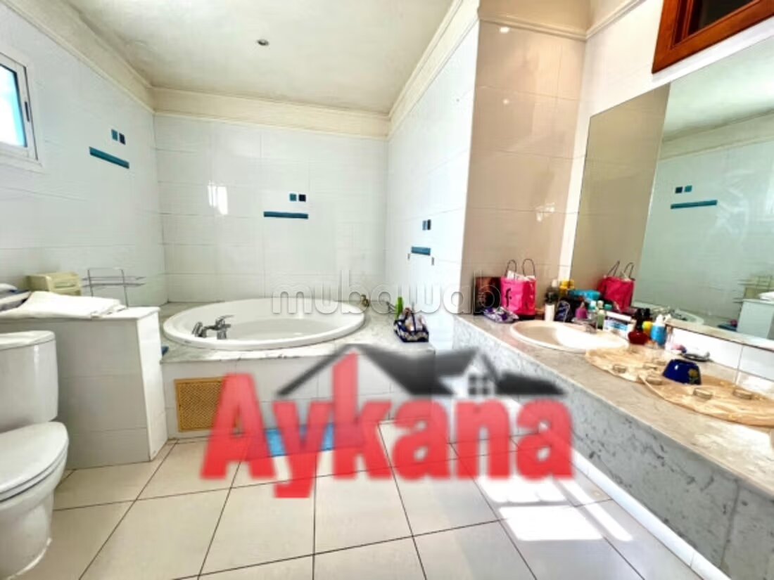 Villa 550 m² for Sale in Rabat Souissi — Photo 7