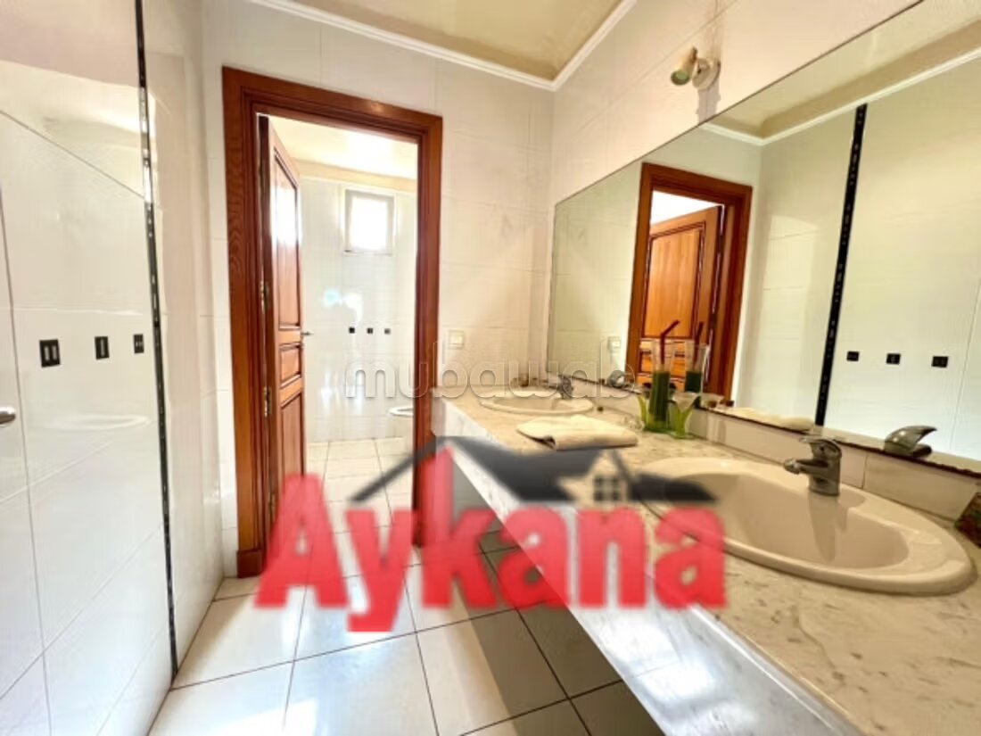 Villa 550 m² for Sale in Rabat Souissi — Photo 10