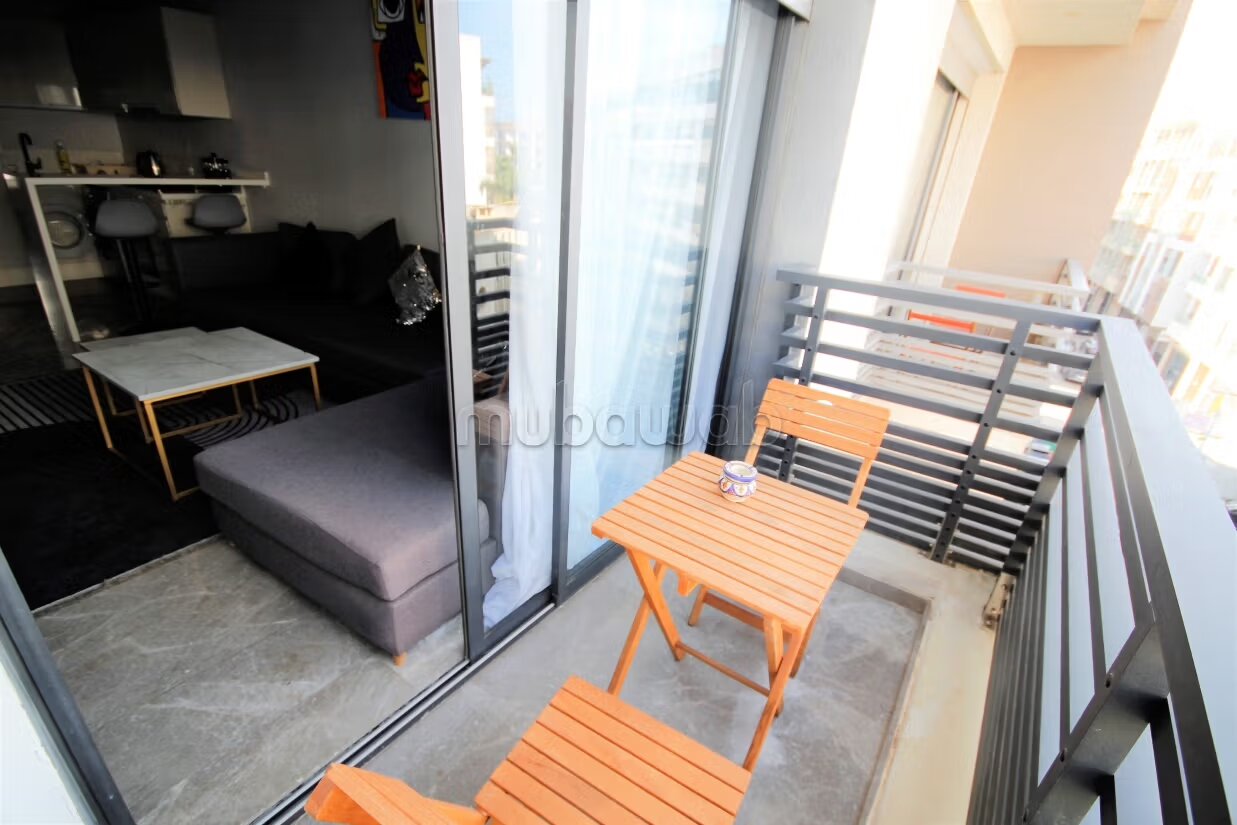 Studio traversant 43 m² à louer à Casablanca — Photo 4