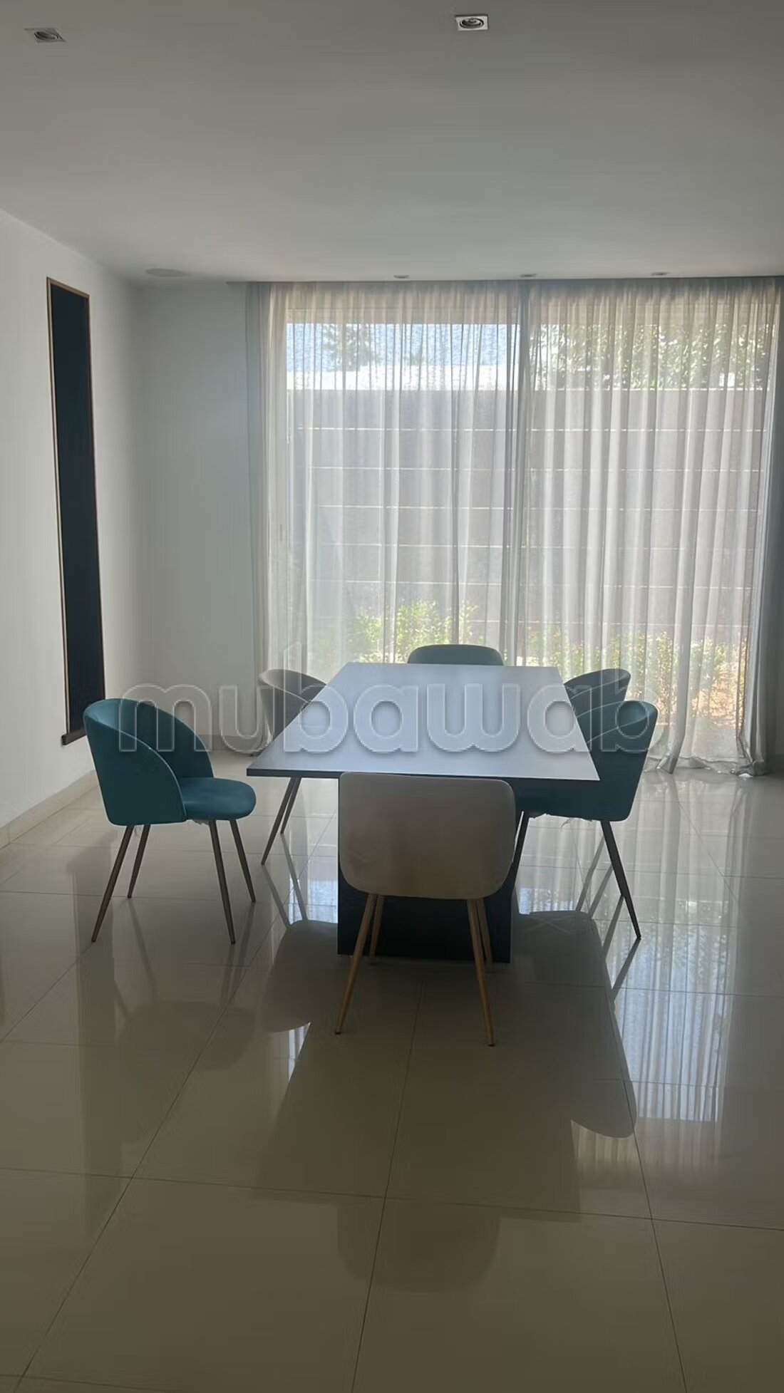 Villa 2000 m² à louer à Rabat Souissi — Photo 3