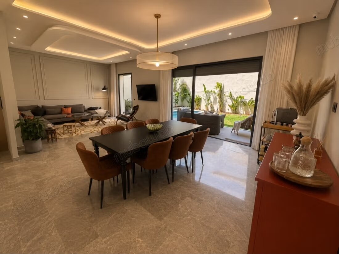 Villa 370 m² à louer à Casablanca — Photo 4