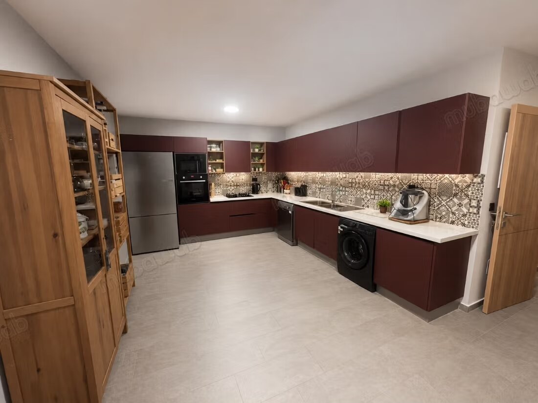 Villa 370 m² à louer à Casablanca — Photo 5