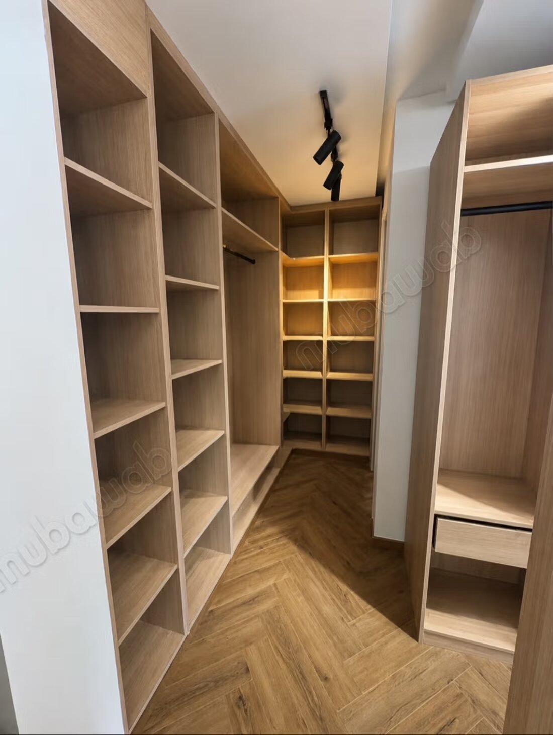 Villa 370 m² à louer à Casablanca — Photo 8