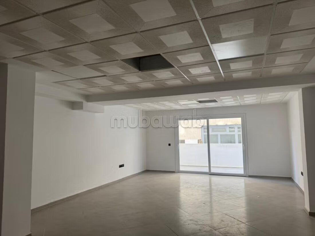Des bureaux à vendre: 69/82/86 m² centre ville