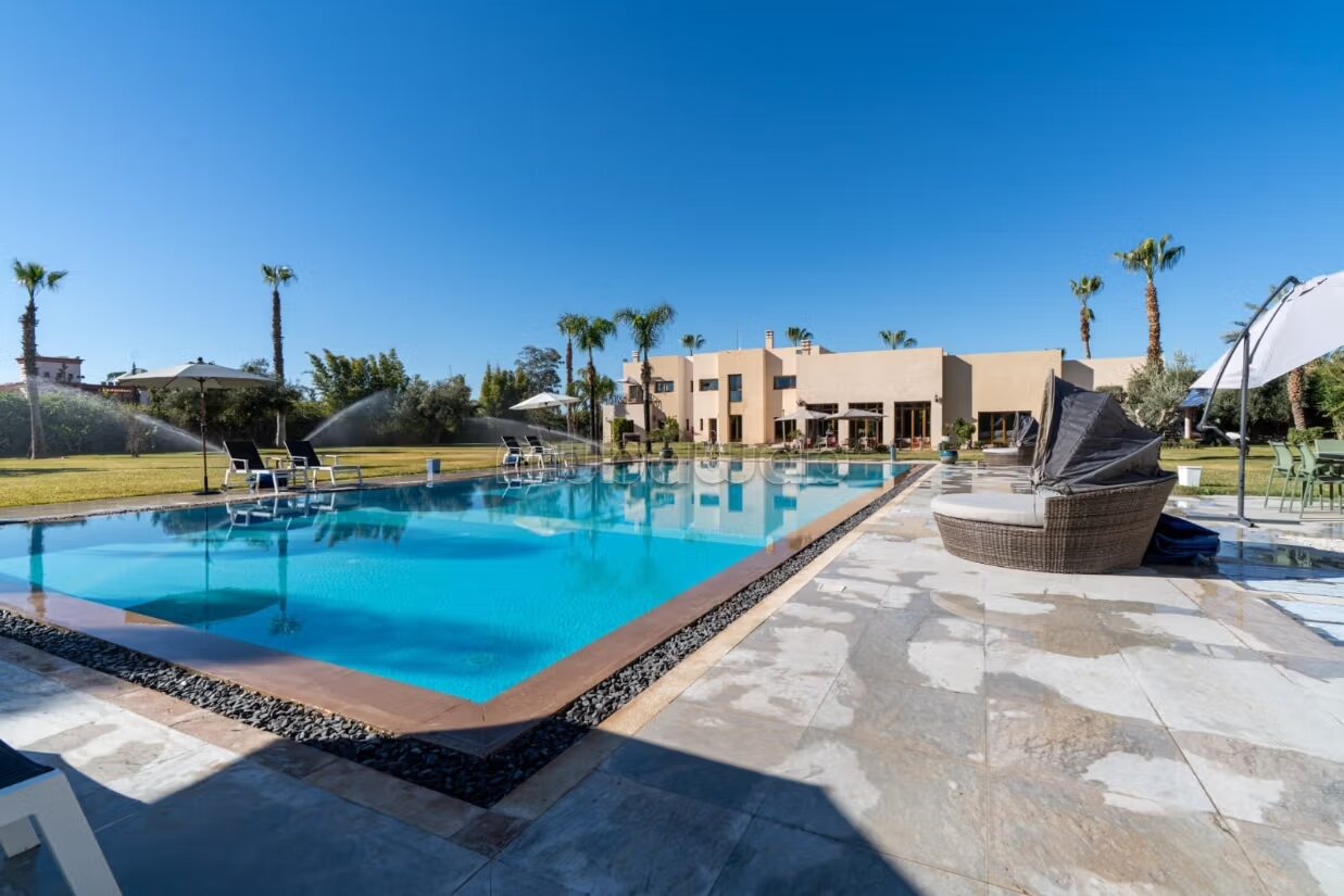 Villa 700 m² for sale in Marrakech — Photo 3