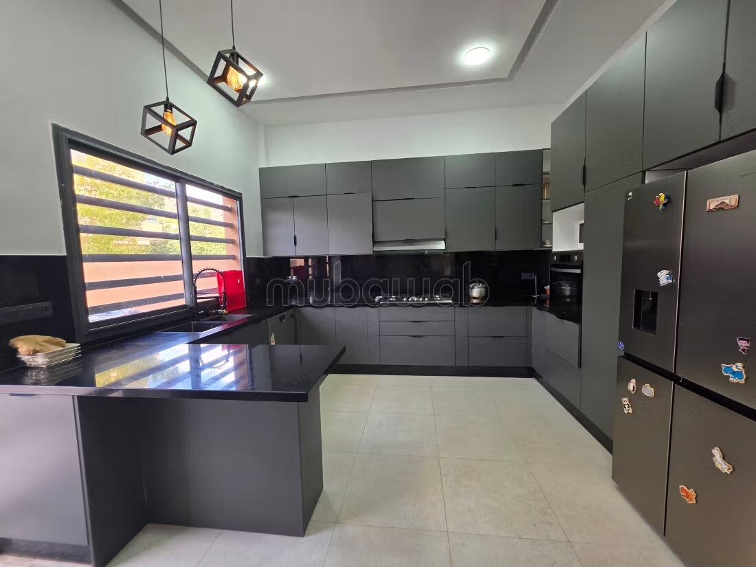 Villa 380 m² à vendre à Marrakech — Photo 3