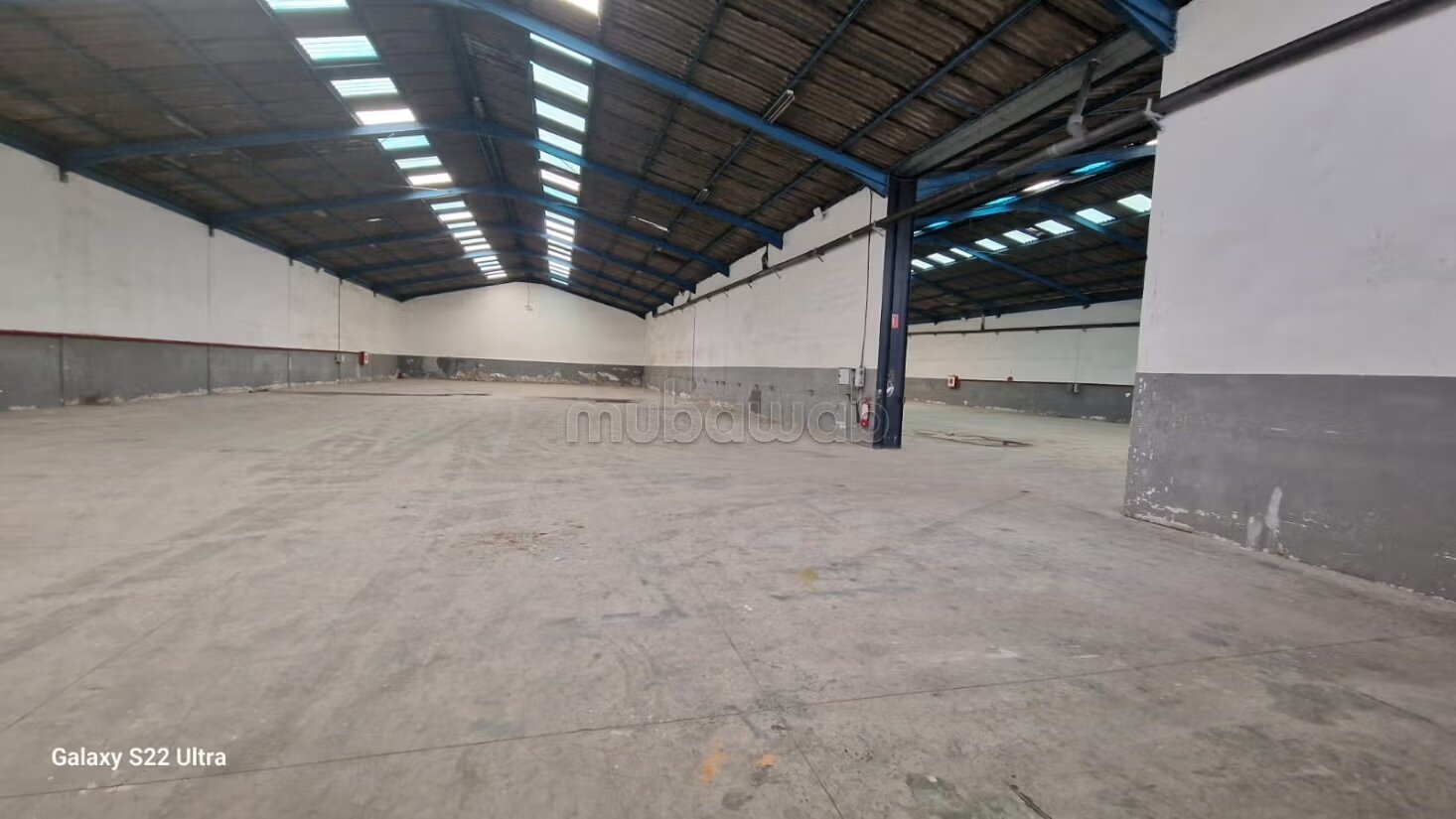 Local commercial à louer à Aïn Sebaâ.
Superficie 2160 m²