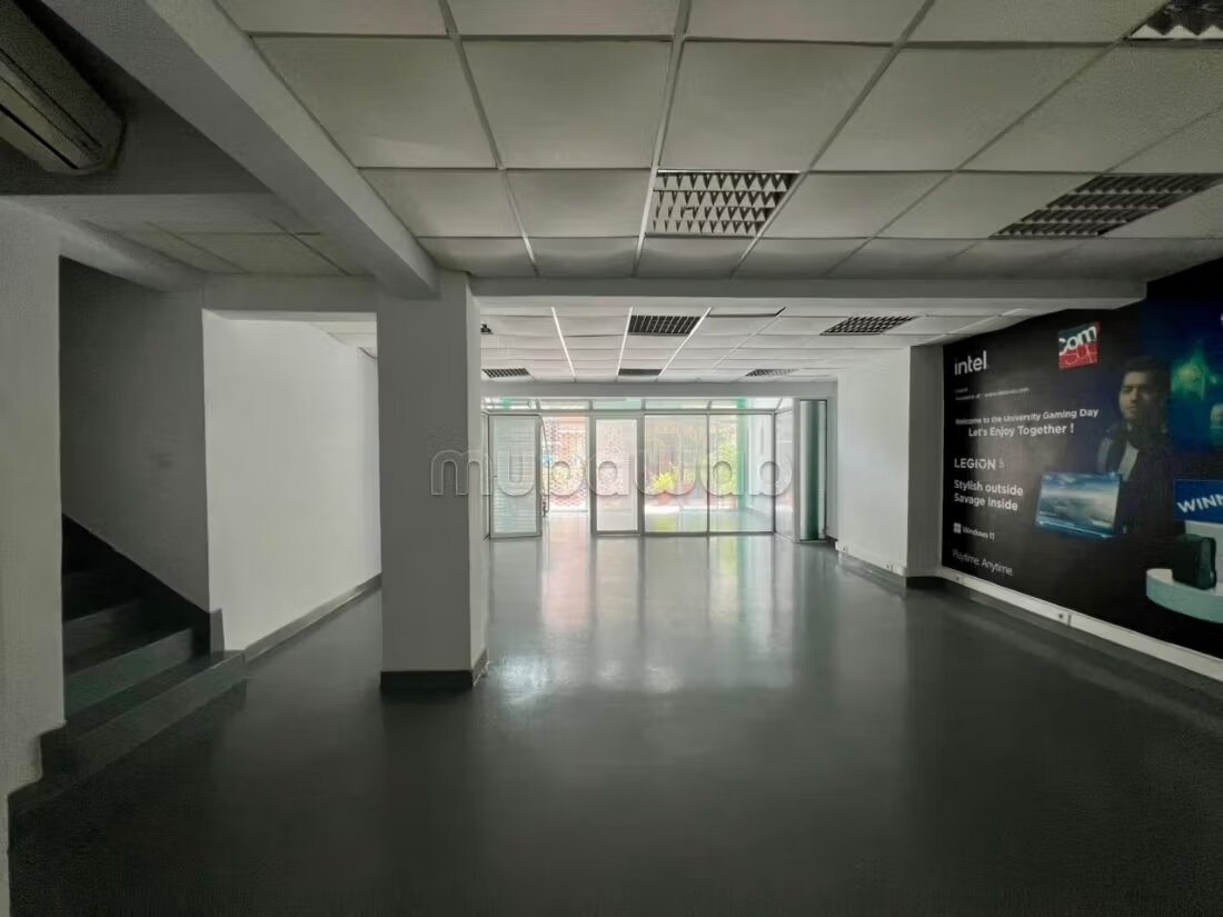 Office 140 m² for rent in Casablanca à Casablanca