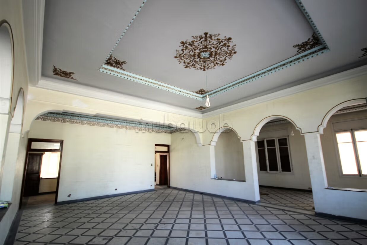 Villa 1000 m² for sale in الدار البيضاء — Photo 6