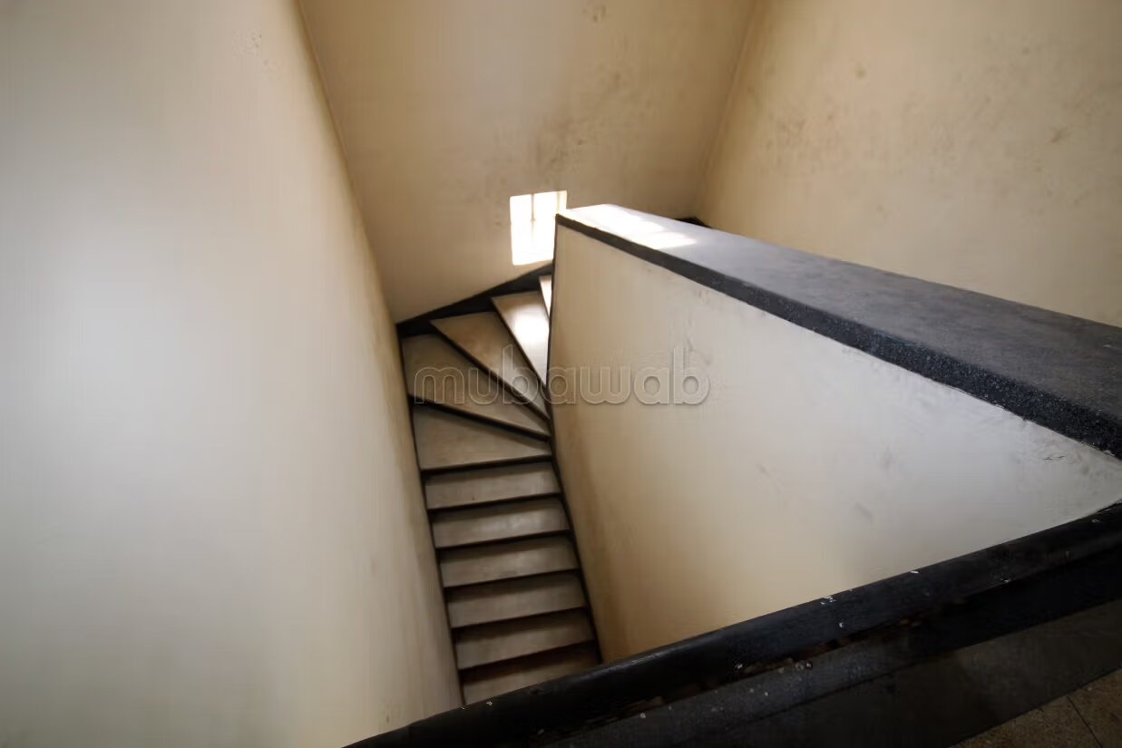 Villa 1000 m² for sale in الدار البيضاء — Photo 15
