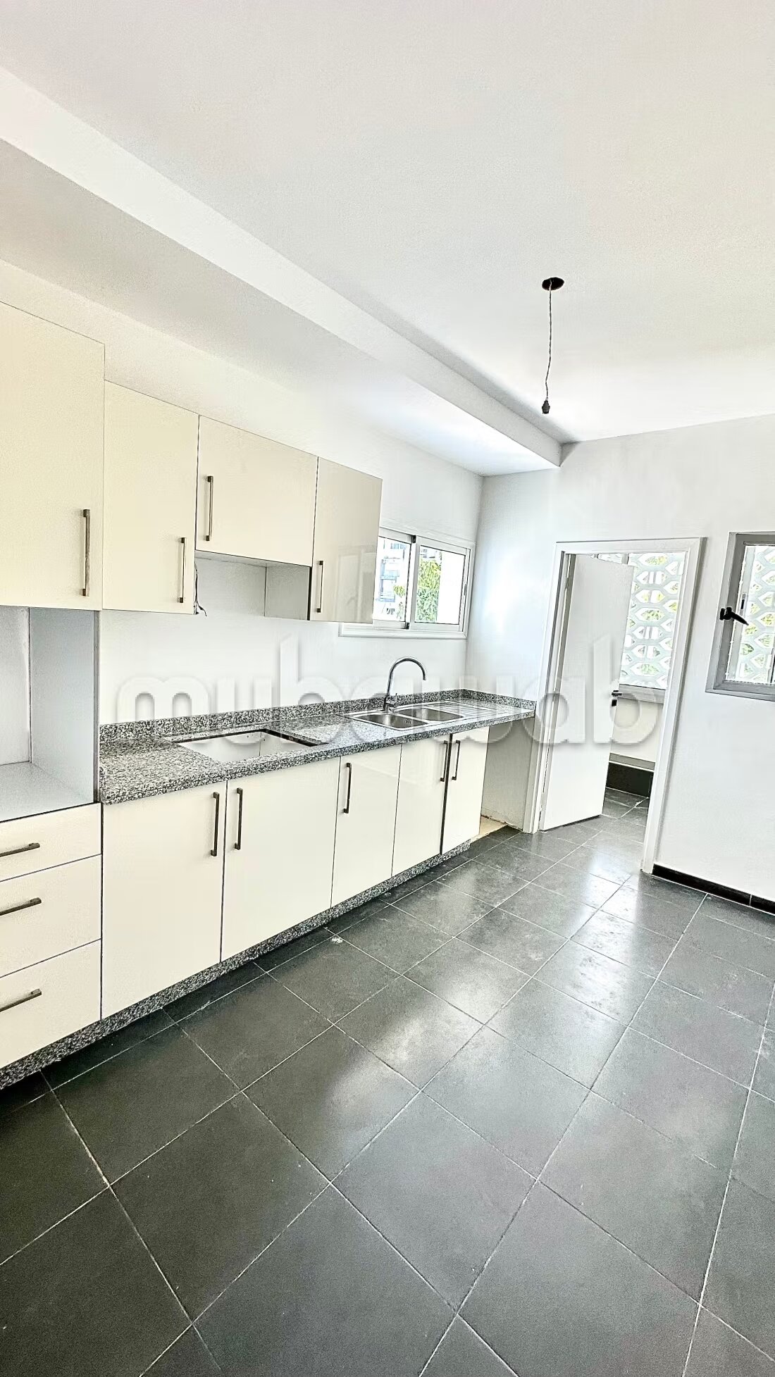 Appartement 135 m² à louer à Casablanca – Moulay Youssef — Photo 8