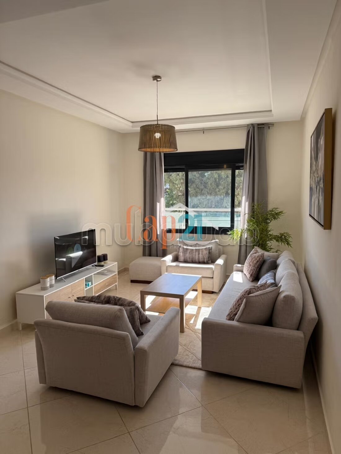 Moderne appartement à louer à Merkala