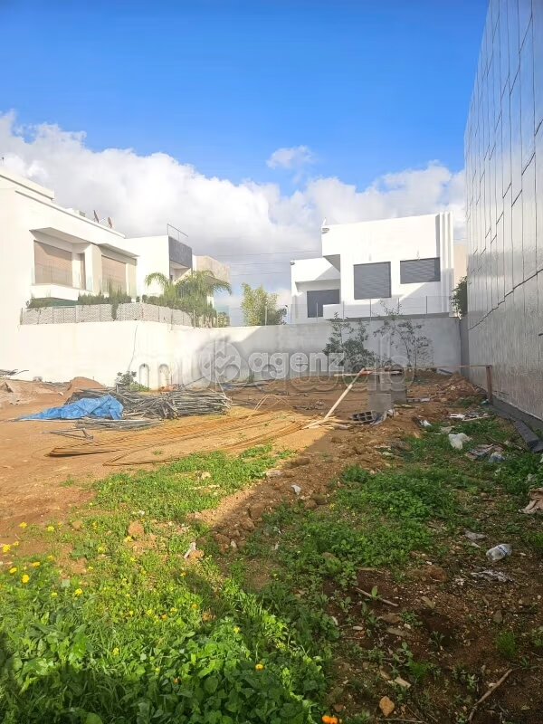 Land for Sale in Casablanca - Bouskoura — Photo 4