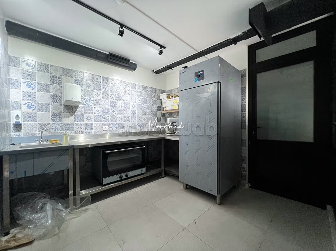 Commercial Office 75 m² for Sale in Gauthier — Photo 4