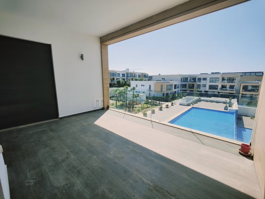 Appartement à vendre à Dar Bouazza. Surface totale 187 m²