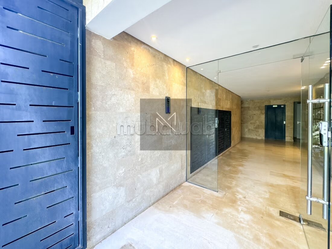Studio 77 m² à louer à Aïn Diab, Casablanca – jardin privé et terrasse — Photo 15