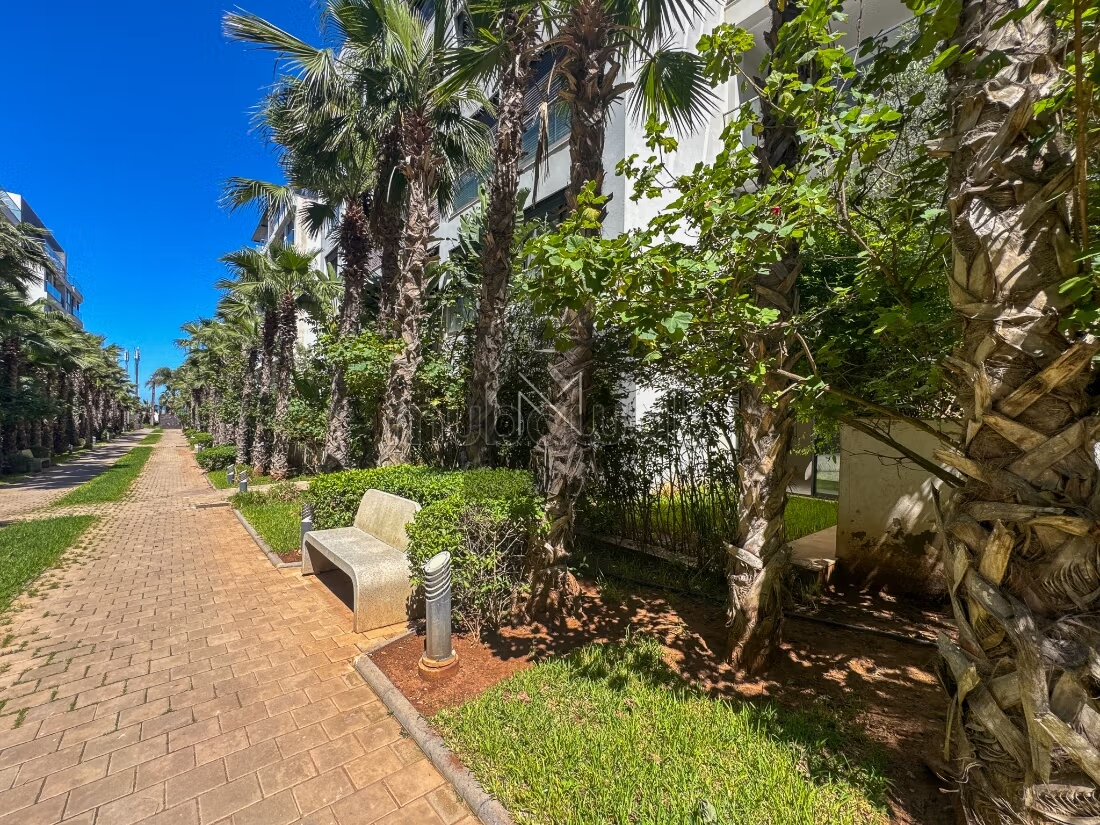 Studio 77 m² à louer à Aïn Diab, Casablanca – jardin privé et terrasse — Photo 17