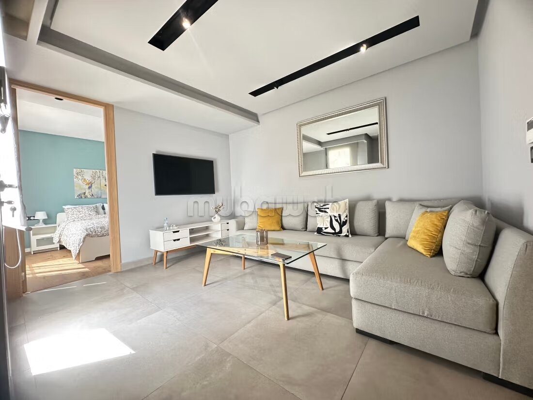 Studio bien meublé en face twin centre