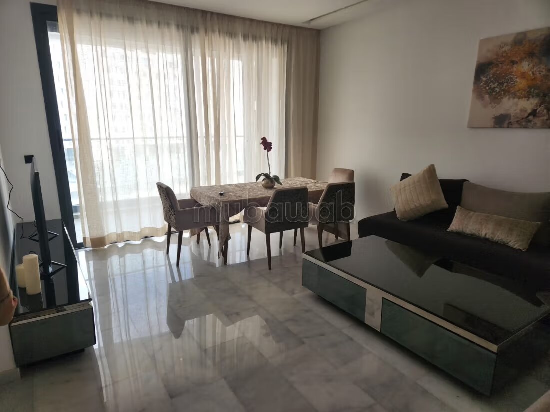 Appartement moderne sans vis à vis au CFC à louer