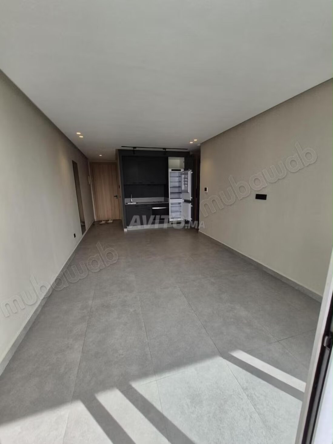 55 m² Apartment for Sale in Oasis, Casablanca — Photo 4