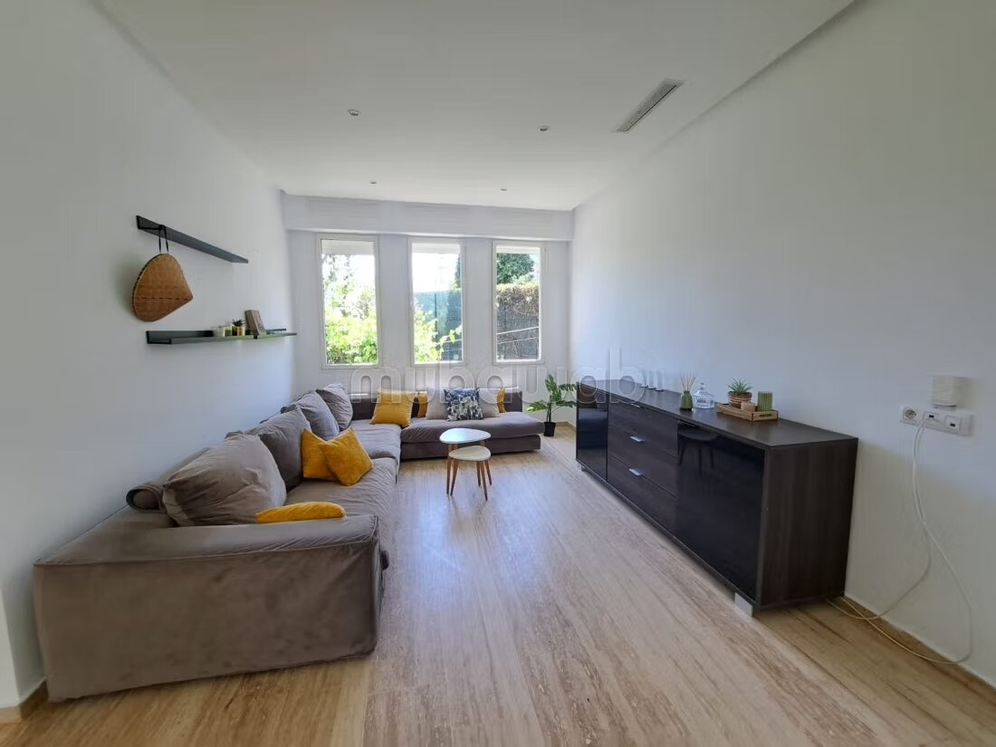 Villa 250 m² à louer à Casablanca — Photo 6