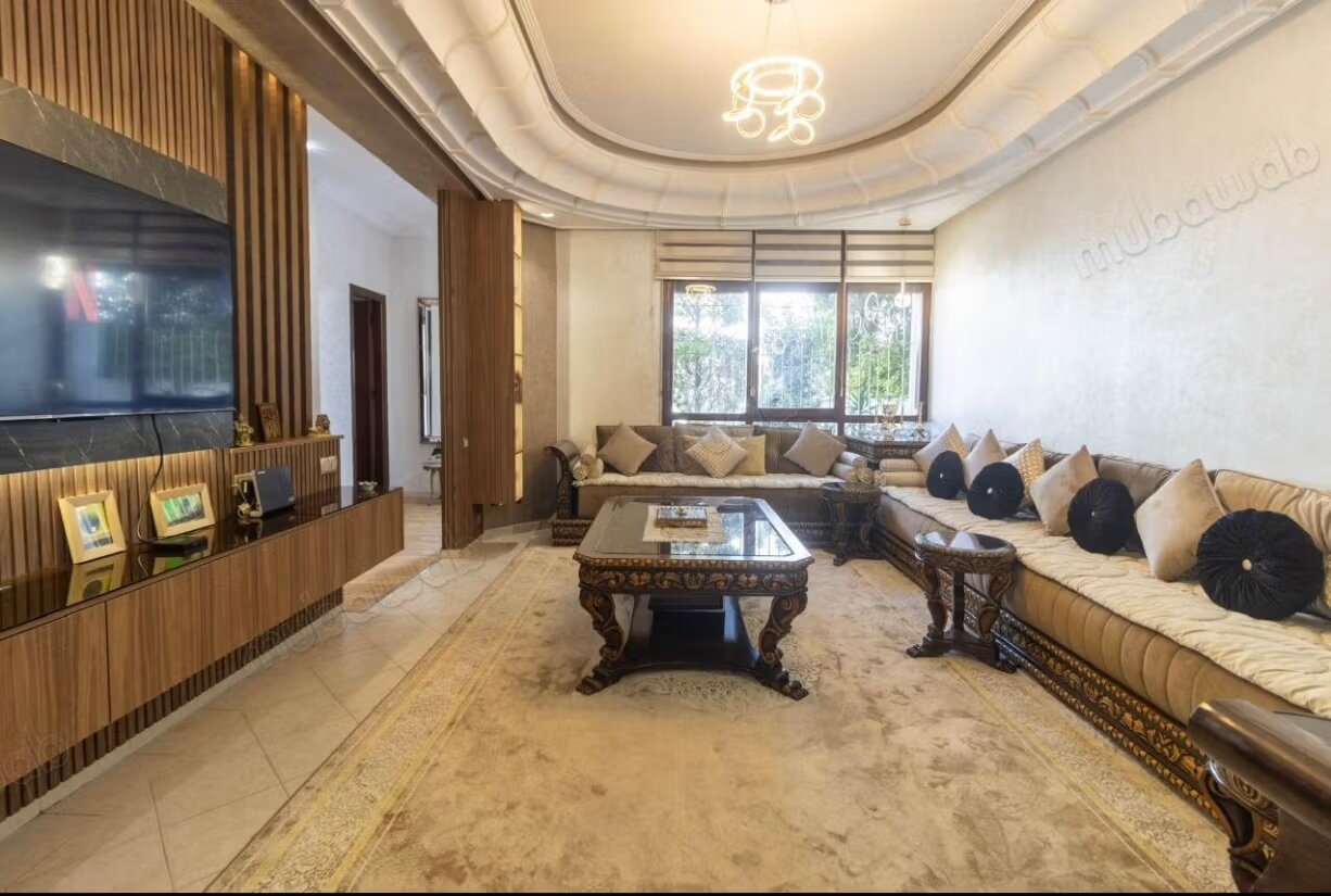 فيلا للإيجار في الدار البيضاء – عين دياب — Photo 7