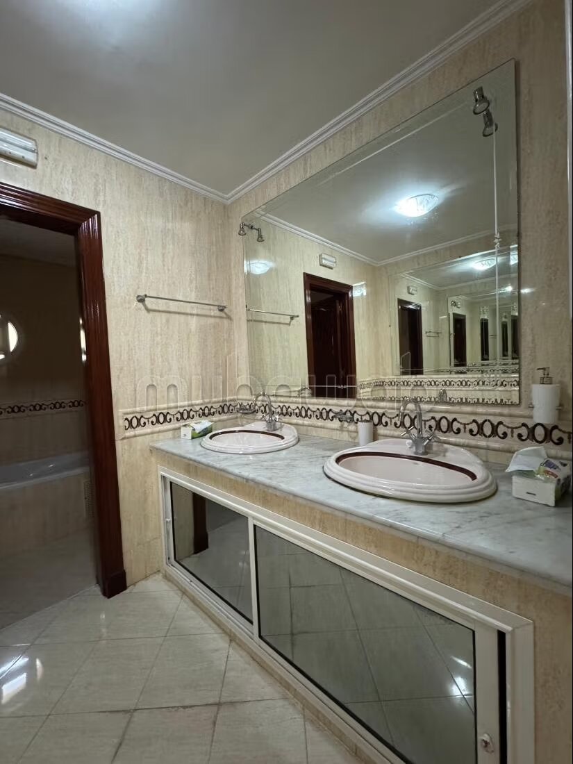 Villa 560 m² à vendre à Tanger — Photo 9