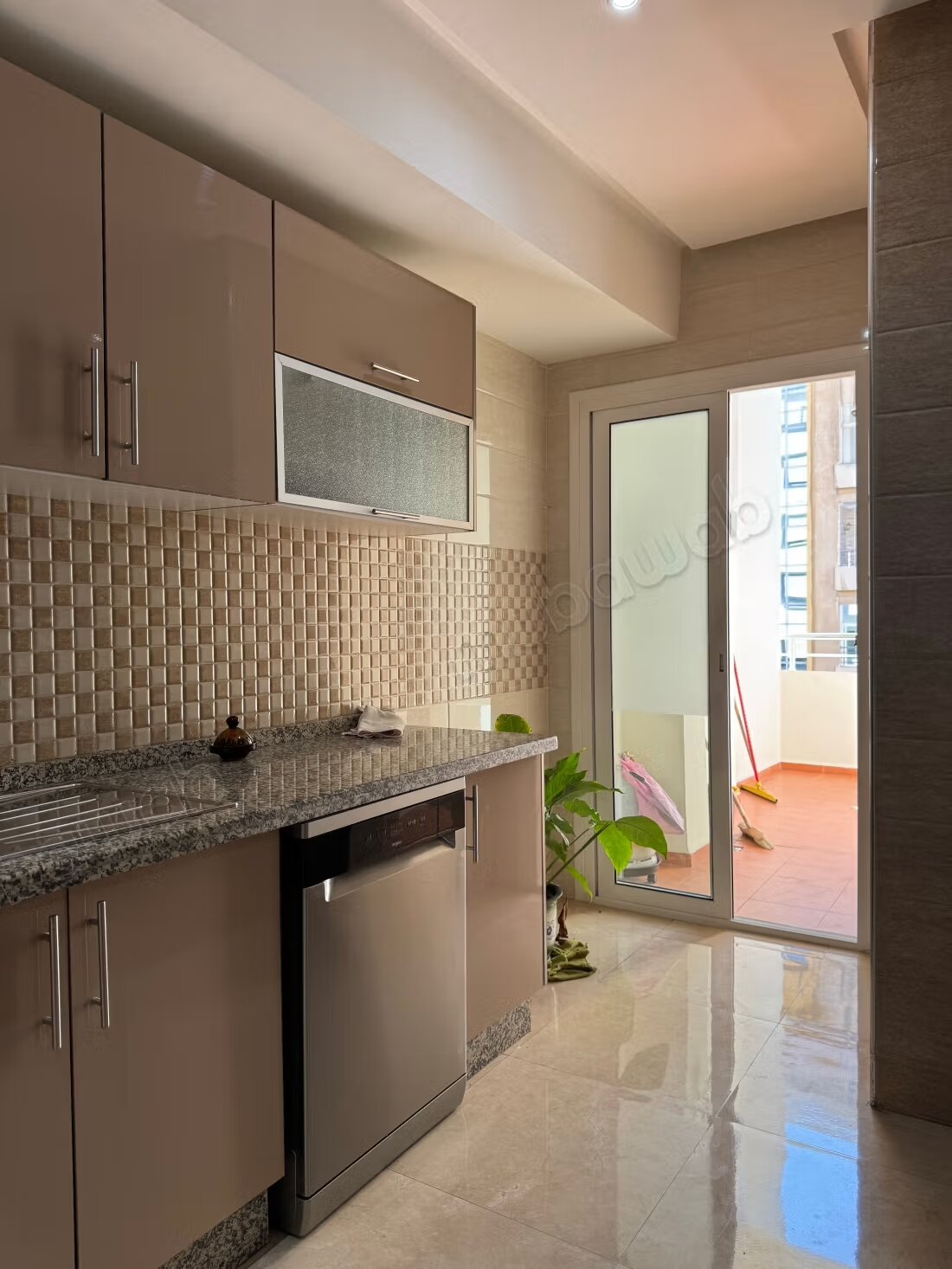 Apartment 150 m² for rent in Tanger — Photo 14