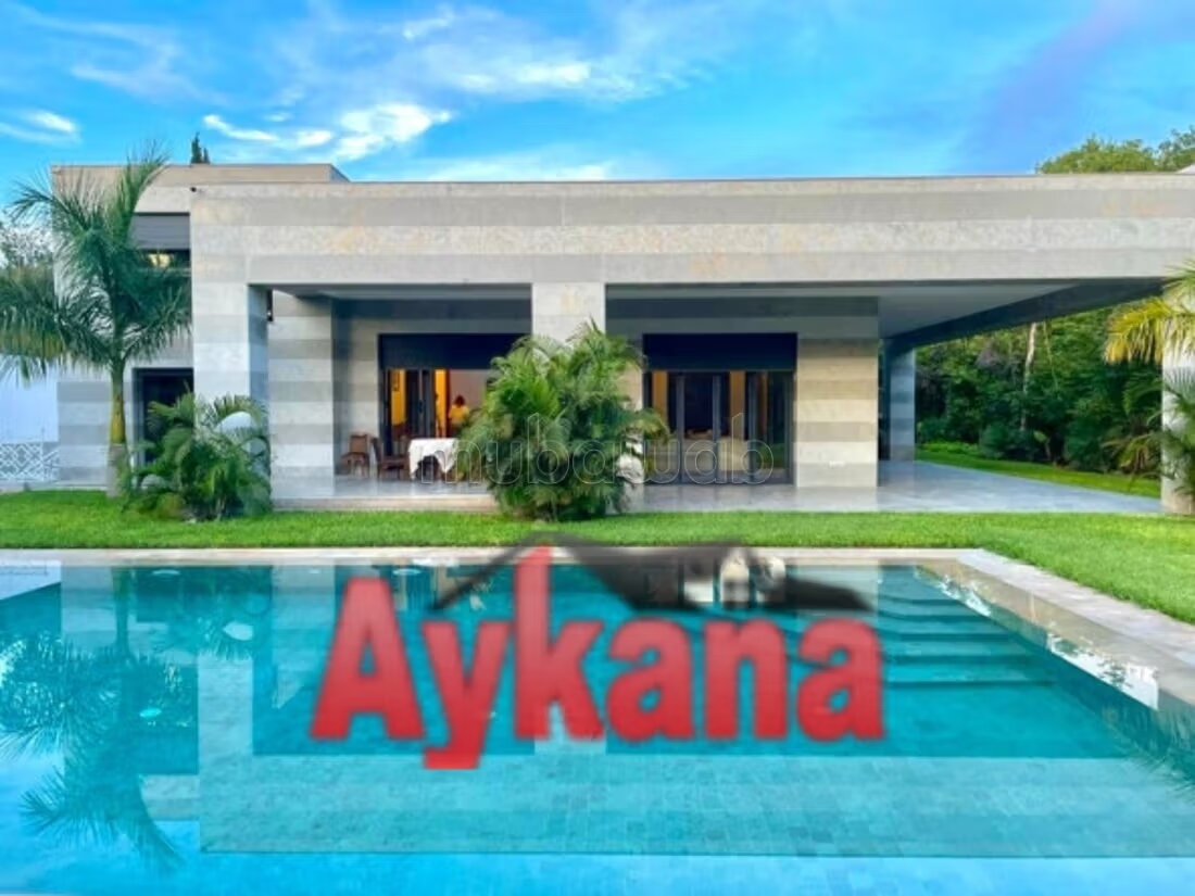 Villa 800 m² à vendre à Rabat Souissi Pinède à Rabat