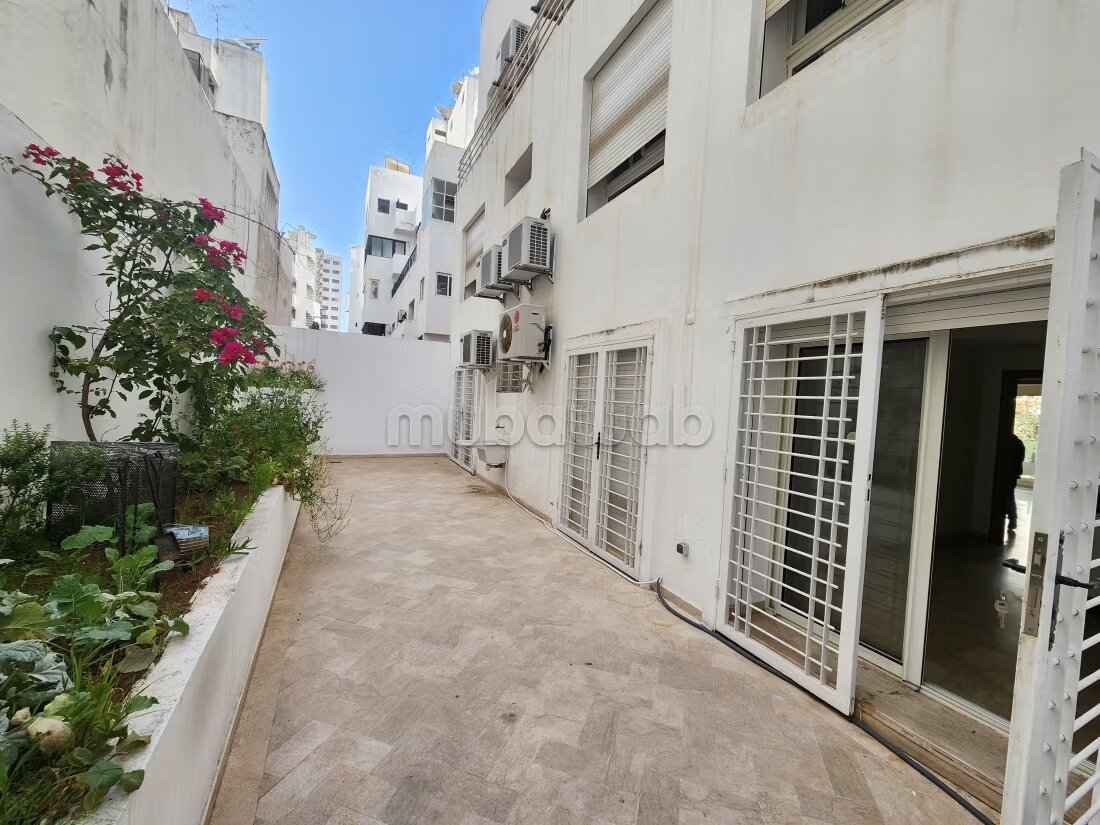 Bel appartement moderne à vendre plein Racine