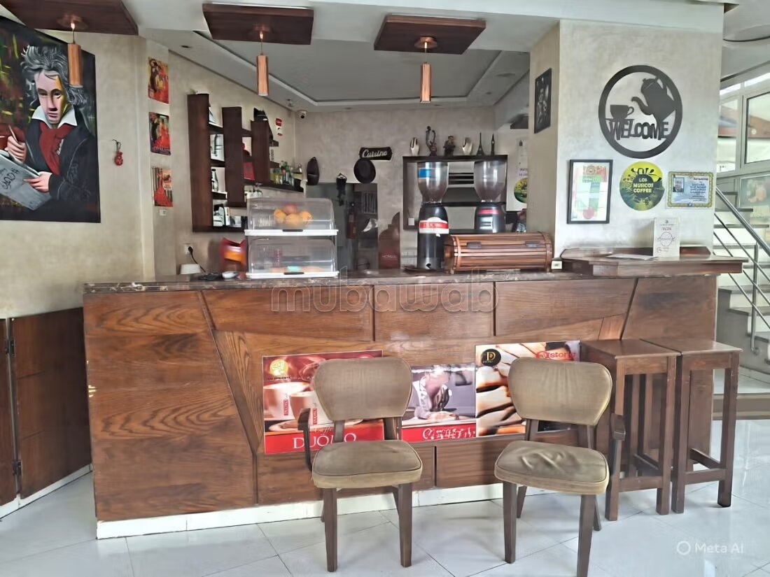 Café snack 147m² en activité depuis 2021