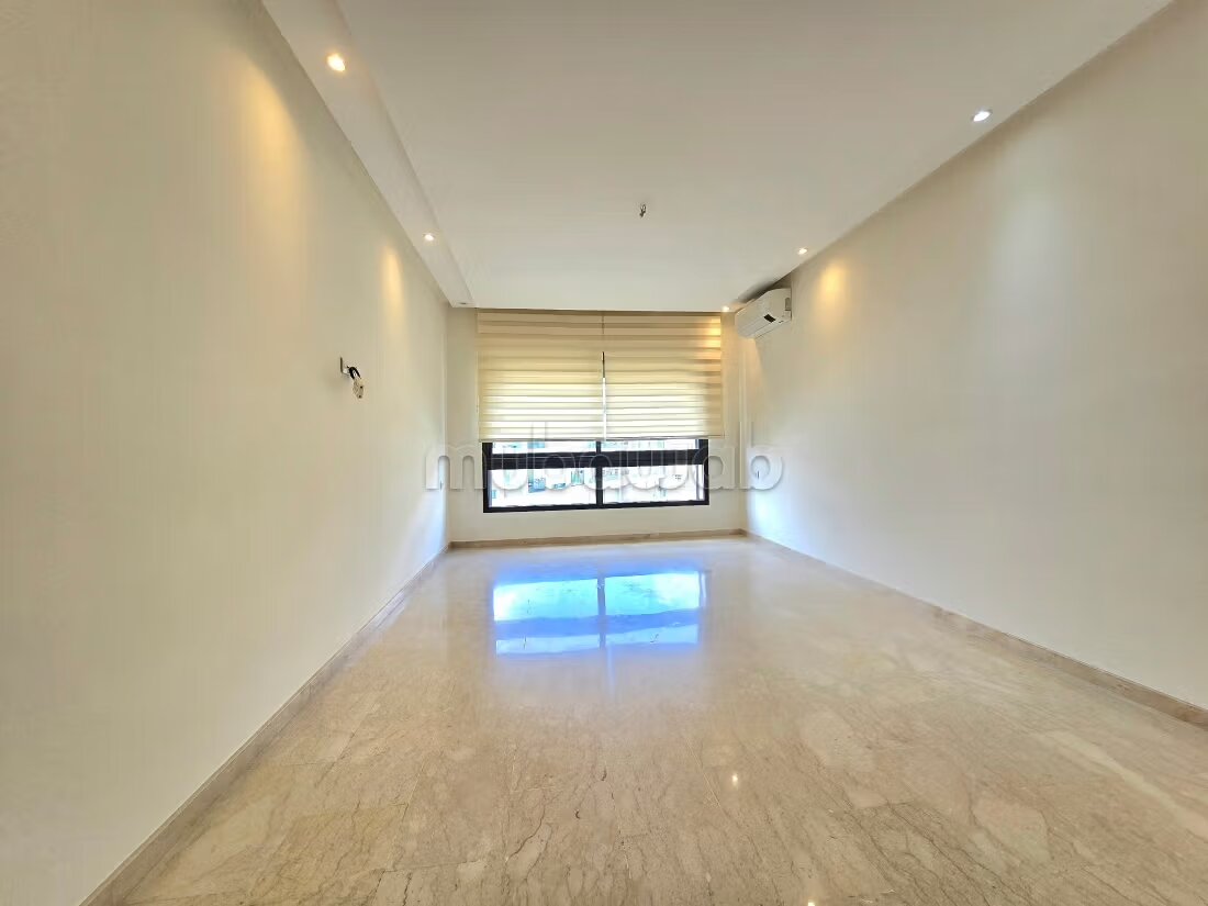Superbe appartement à louer à Les princesses. 3 pièces confo...