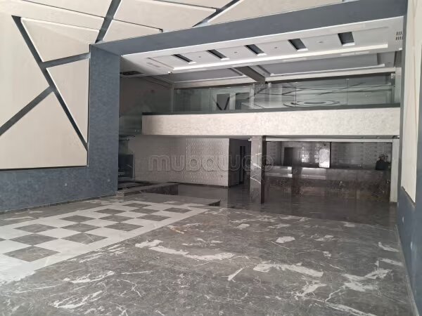 Office 45 m² for rent in Marrakech — Photo 5