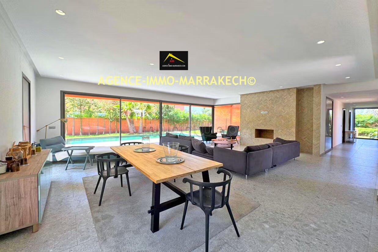 Villa de 4 suites, 4 Façades, 822 m², avec VNA