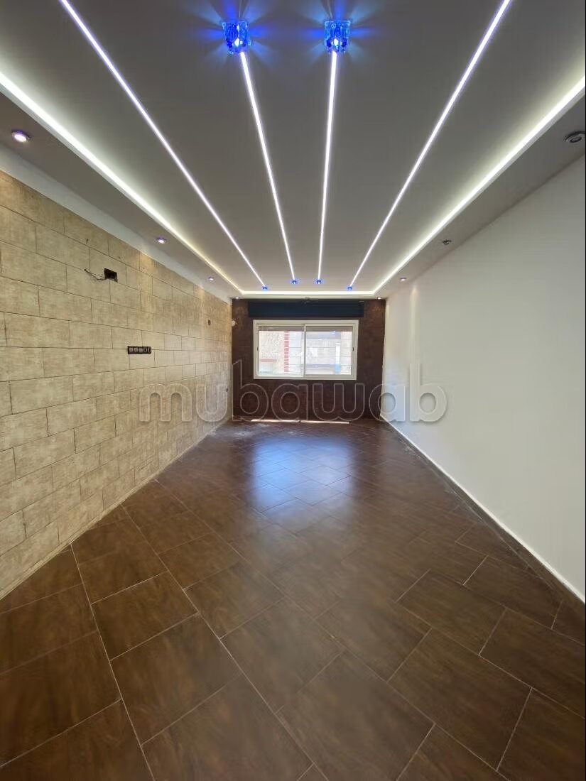 Villa 240 m² for rent in Tanger (Ahlan) à Tanger