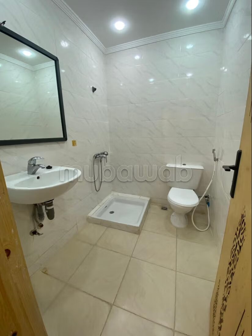 Villa 240 m² for rent in Tanger (Ahlan) — Photo 17