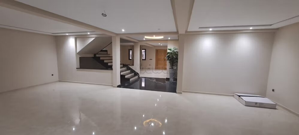 فيلا للبيع في الجديدة — Photo 11
