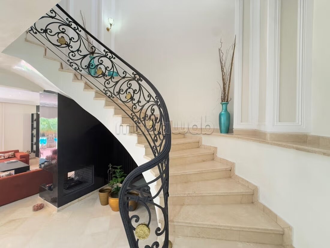 فيلا 350 م² للإيجار في الدار البيضاء – عين دياب إكستينشن — Photo 11
