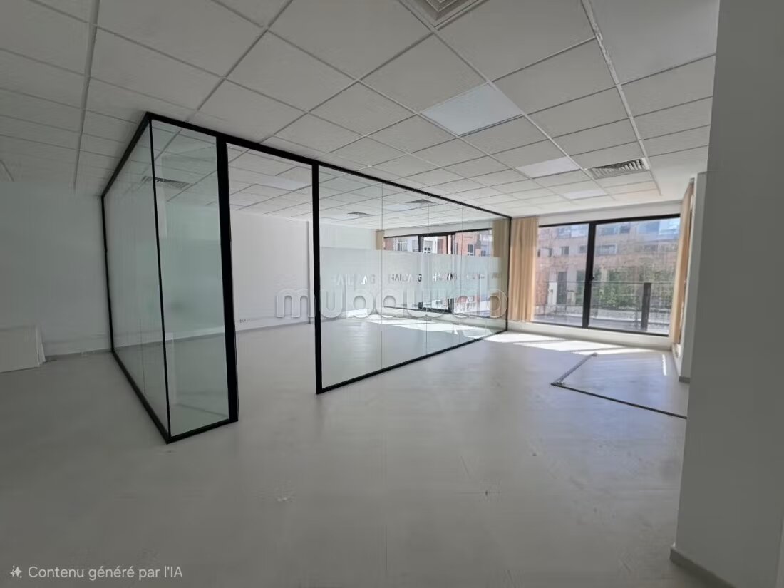 Bureau d'exception 83m² QUARTIER ADMINISTRATIF