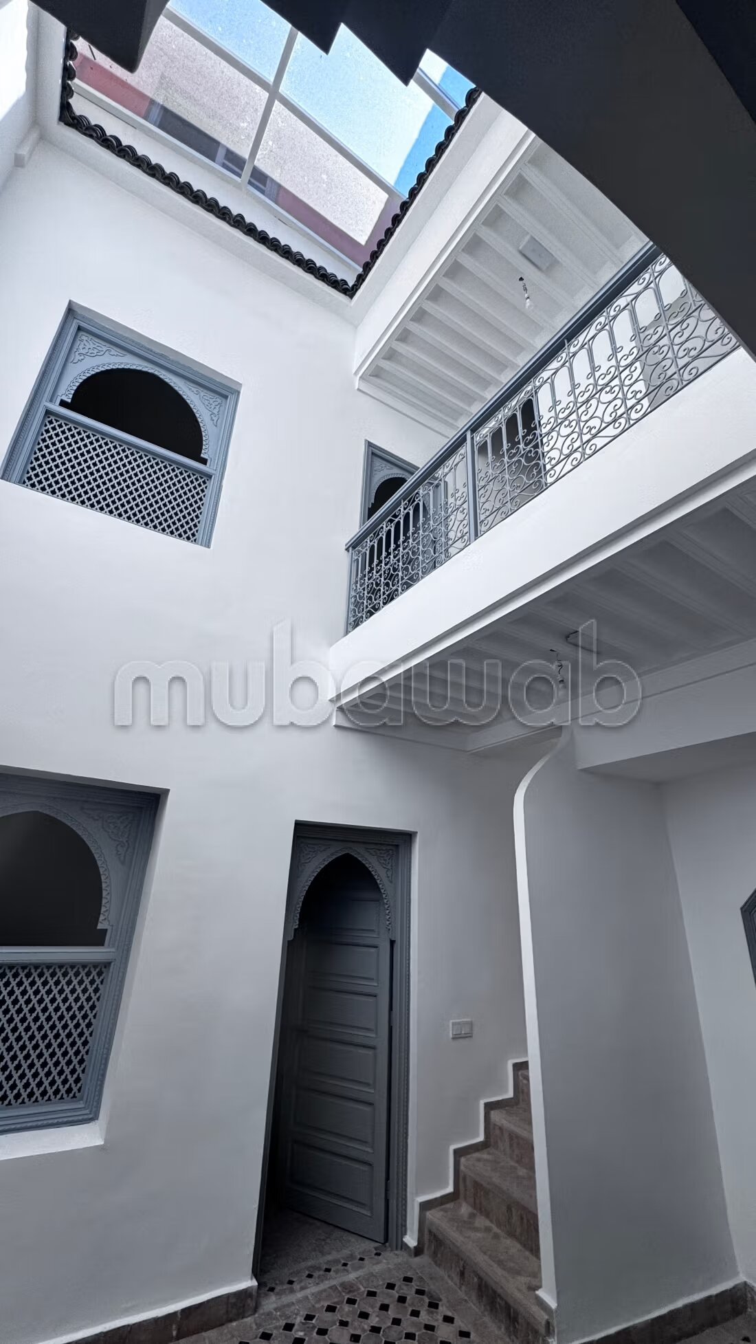 Riad rénové 4 chambres proche Médersa Ben Youssef
