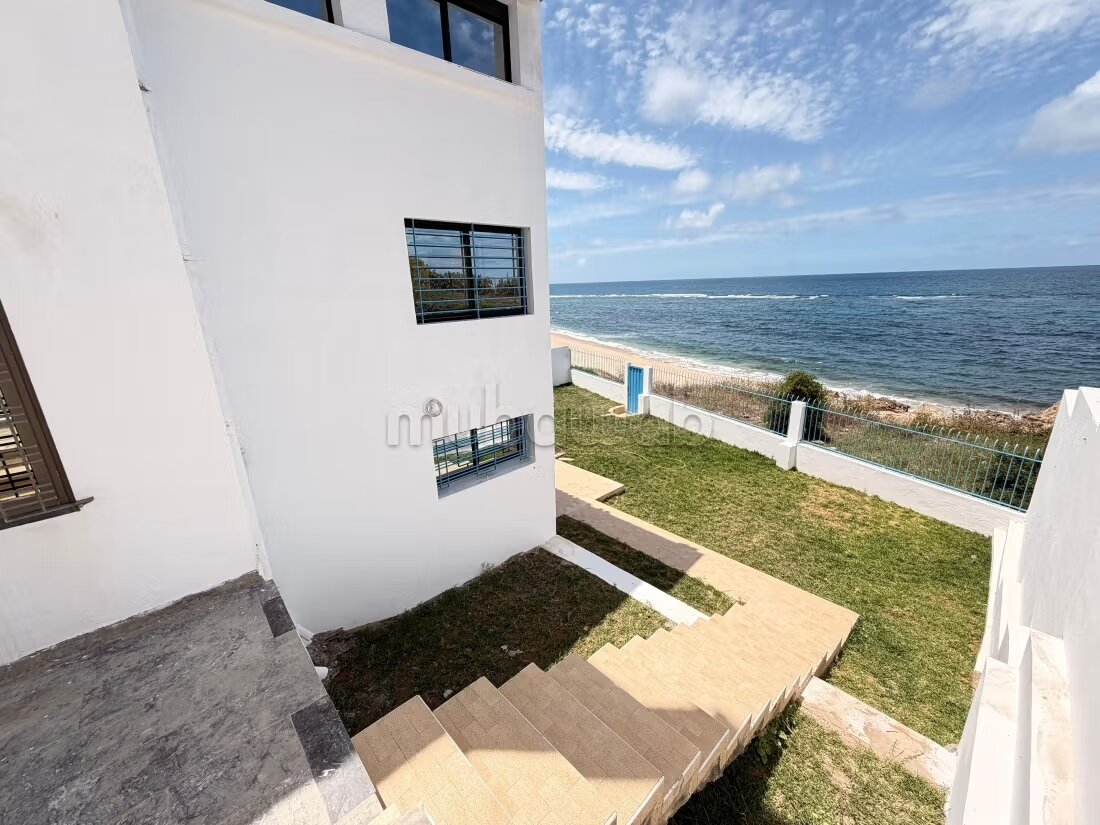 Somptueuse villa à vendre à Harhoura. 7 chambres. Piscine, c...