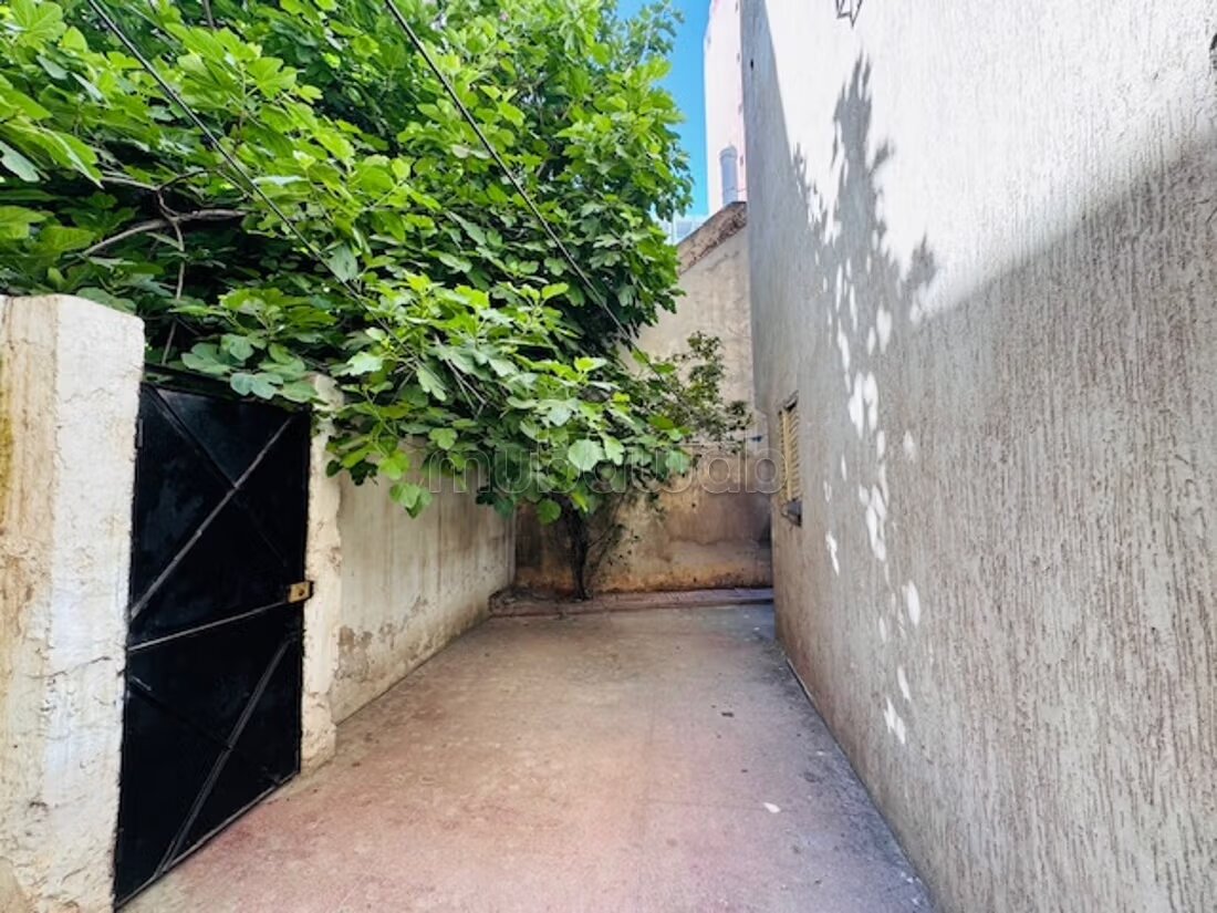 Appartement à vendre à Gauthier. 
Surface totale 80 m². 
Pla...