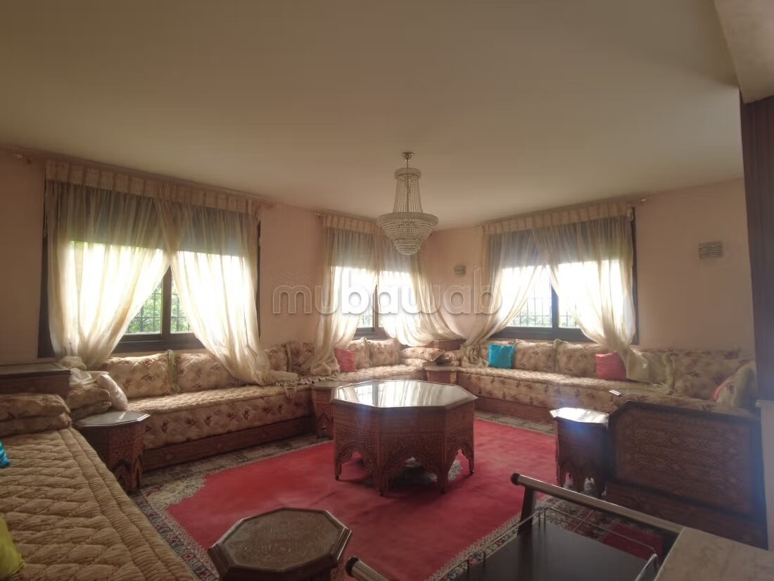 فيلا 412 متر² للإيجار في الرباط (حَي رياد) — Photo 2