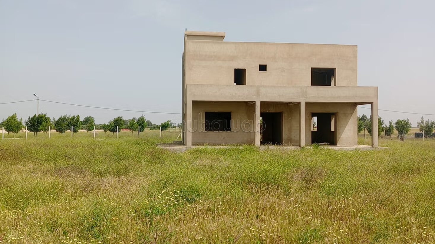 Ferme titrée de 1 hectare près de Benslimane